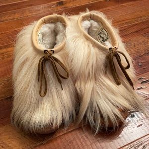 RARE Vintage Blond Fur Booties